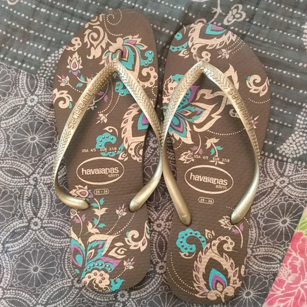 Havainas printed flip flops
